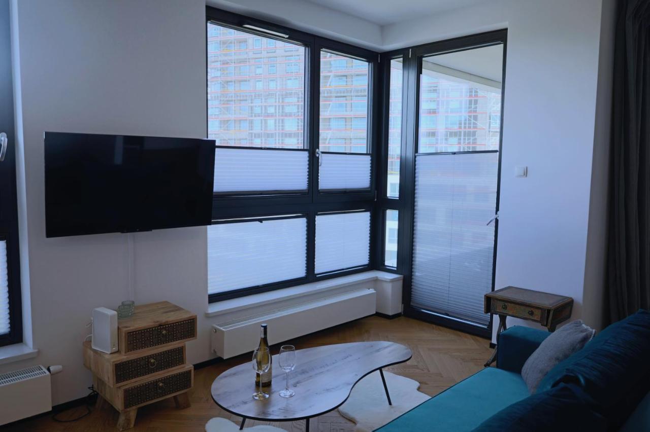 Portova By Oneapartments Premium Гдиня Екстер'єр фото